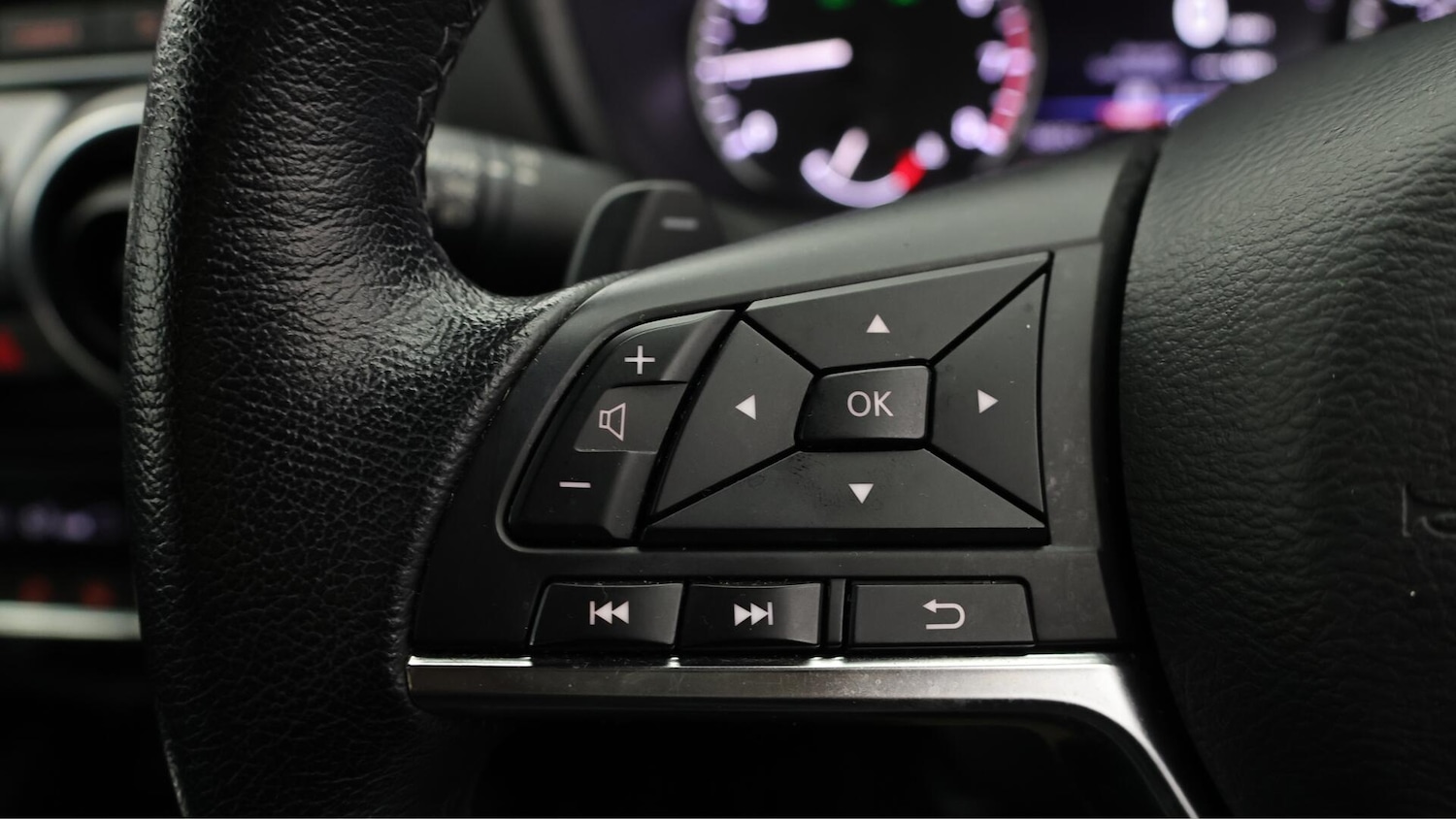 Used Nissan Juke 2023 for sale - 76608516: Photo 23