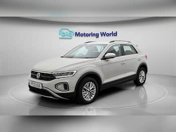 Used Volkswagen T-Roc 2023 for sale - 79826140: Photo