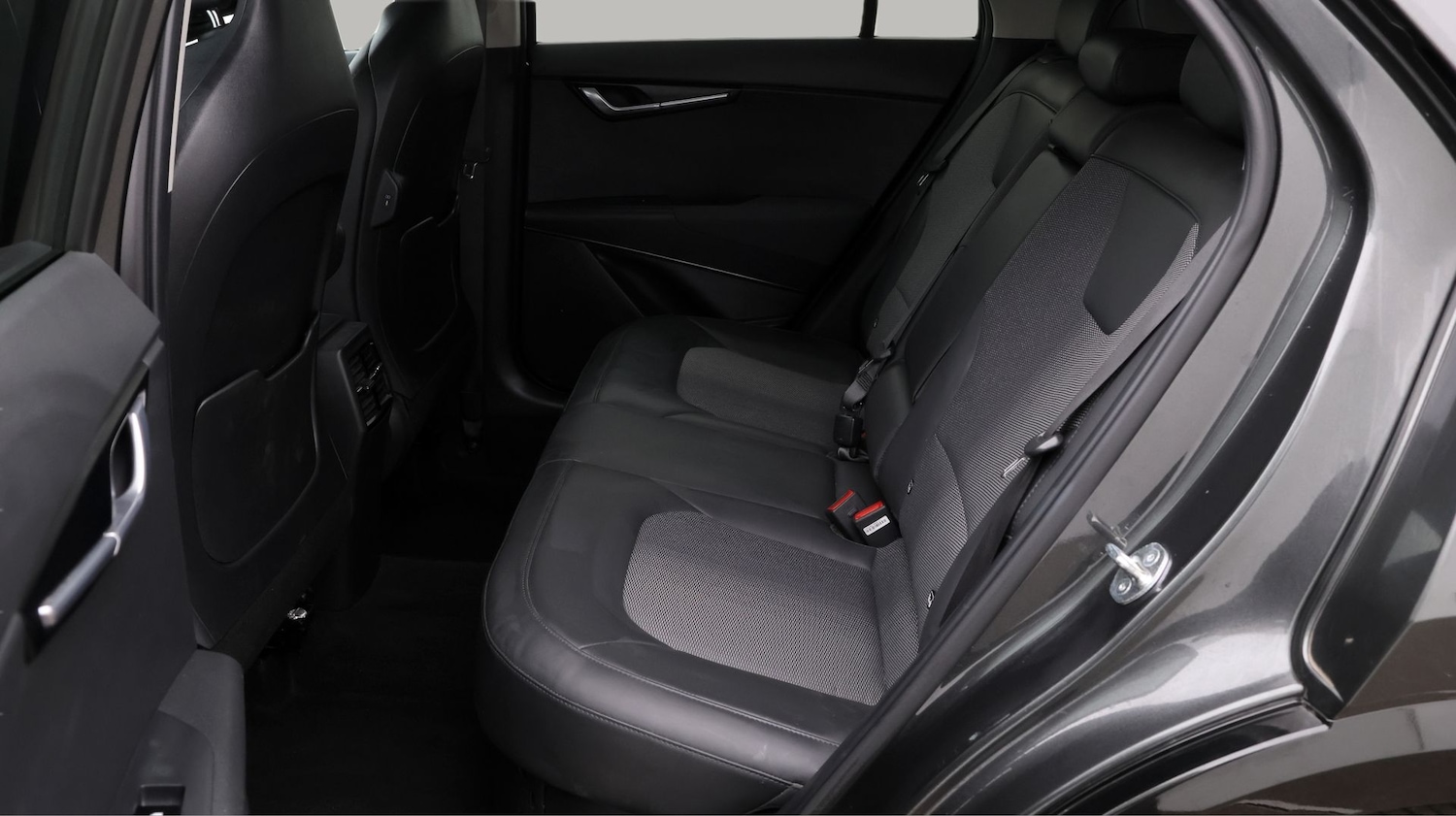 Used Kia Niro 2023 for sale - 77571232: Photo 16