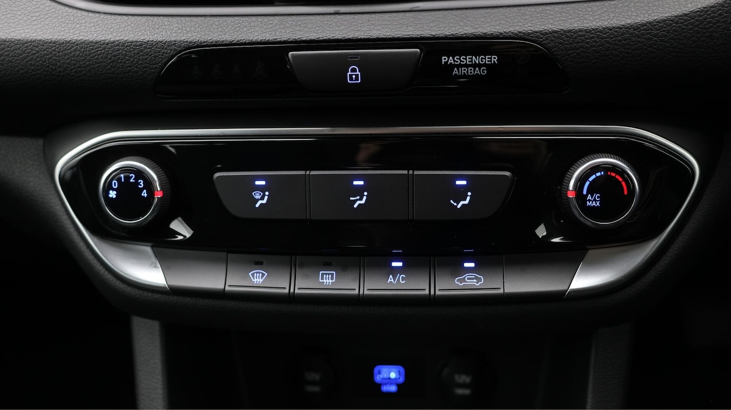 Used Hyundai i30 2023 for sale - 76572391: Photo 13