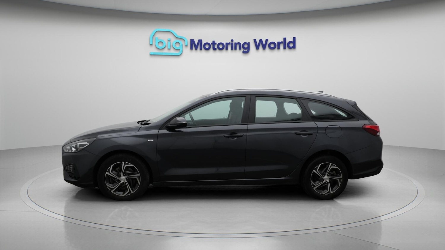 Used Hyundai i30 2023 for sale - 76572391: Photo 5