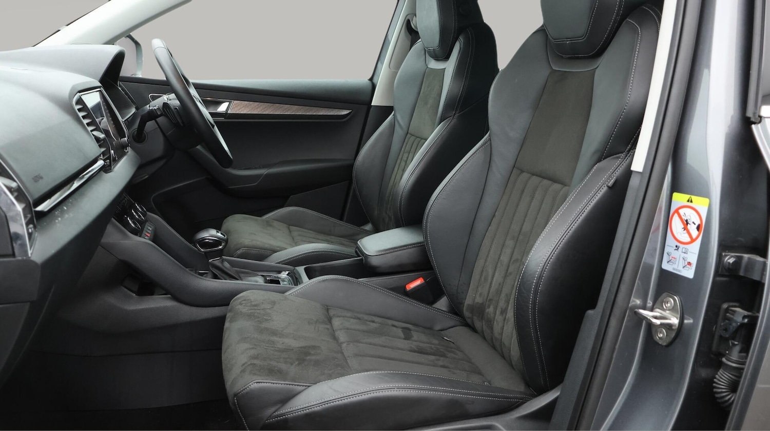 Used Skoda Karoq 2024 for sale - 76644714: Photo 15