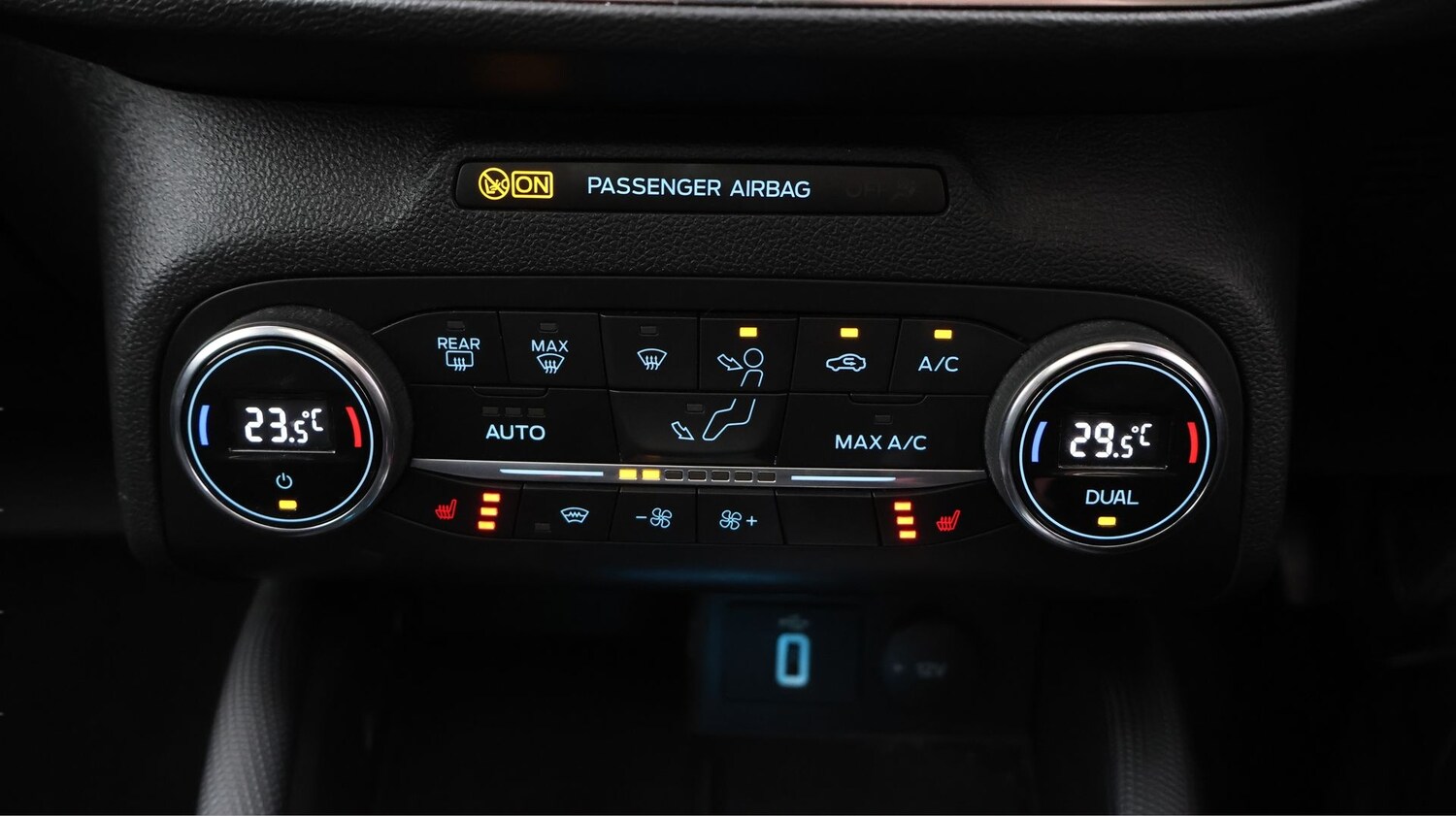 Used Ford Focus 2020 for sale - 77842220: Photo 12