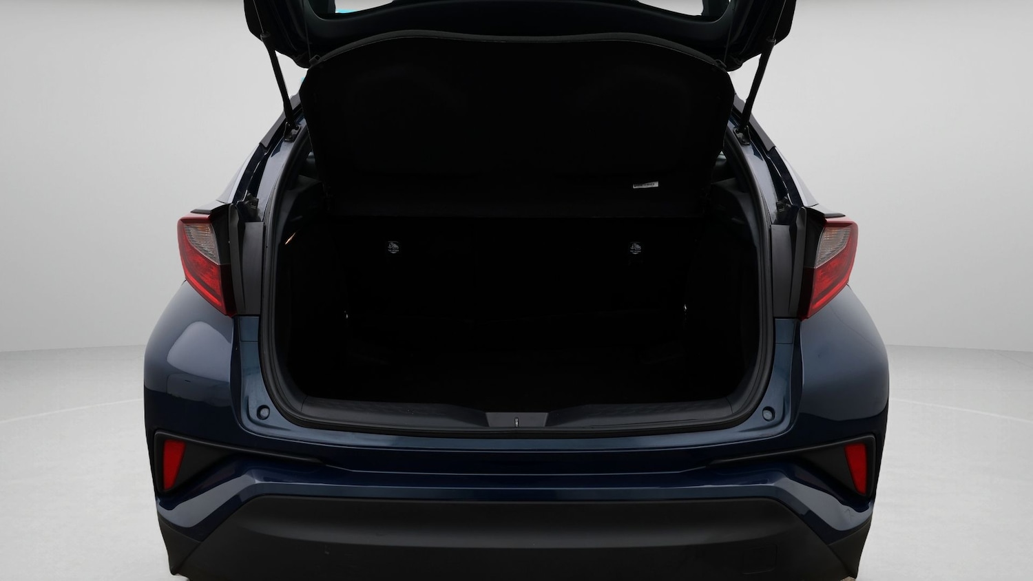 Used Toyota C-HR 2023 for sale - 77591233: Photo 17