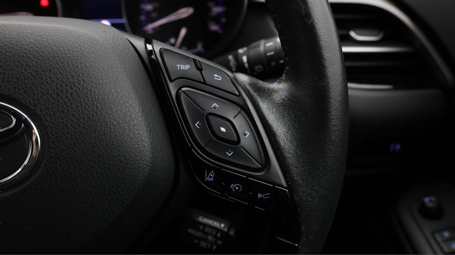 Used Toyota C-HR 2023 for sale - 77591233: Photo 22