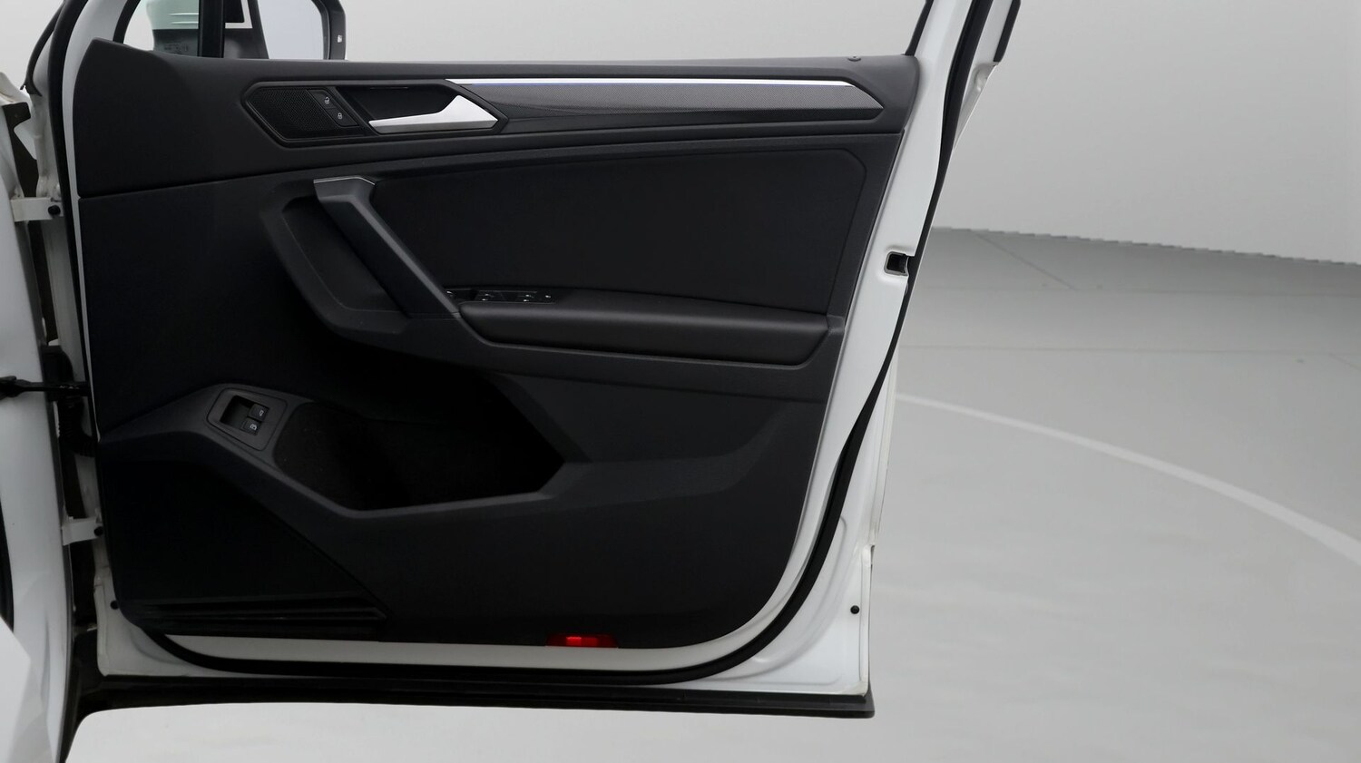 Used Volkswagen Tiguan 2023 for sale - 77181680: Photo 15