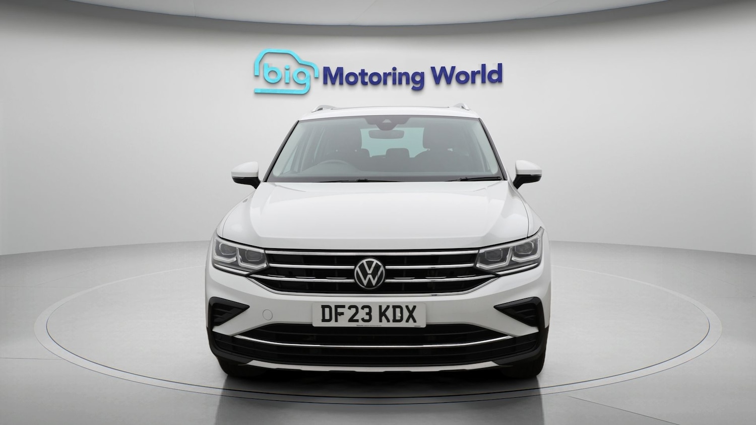 Used Volkswagen Tiguan 2023 for sale - 77181680: Photo 2