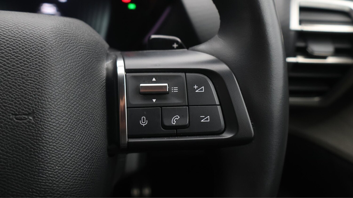 Used Citroen C5 X 2023 for sale - 76337249: Photo 24