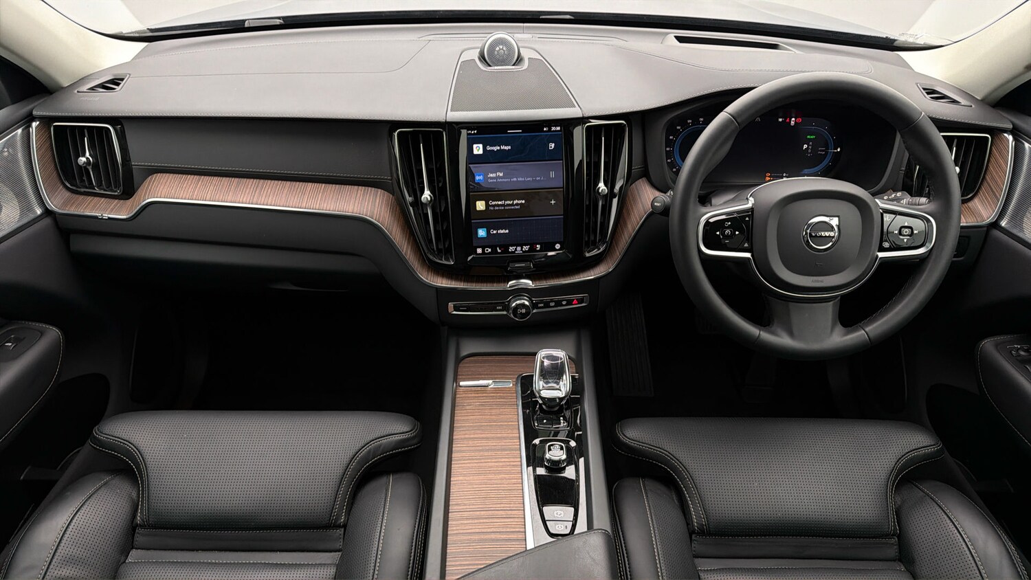 Used Volvo XC60 2023 for sale - 77962091: Photo 12