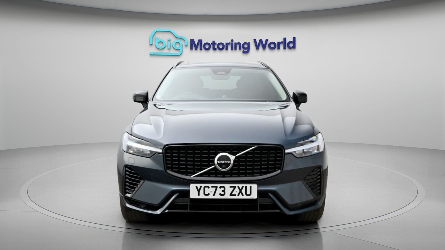 Used Volvo XC60 2023 for sale - 77962091: Photo 2