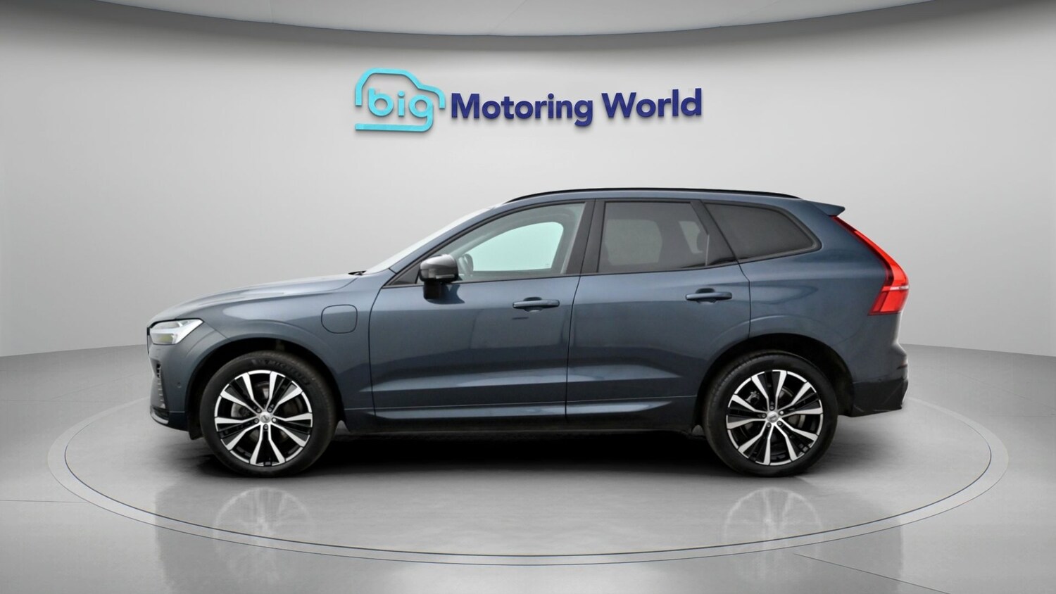 Used Volvo XC60 2023 for sale - 77962091: Photo 4