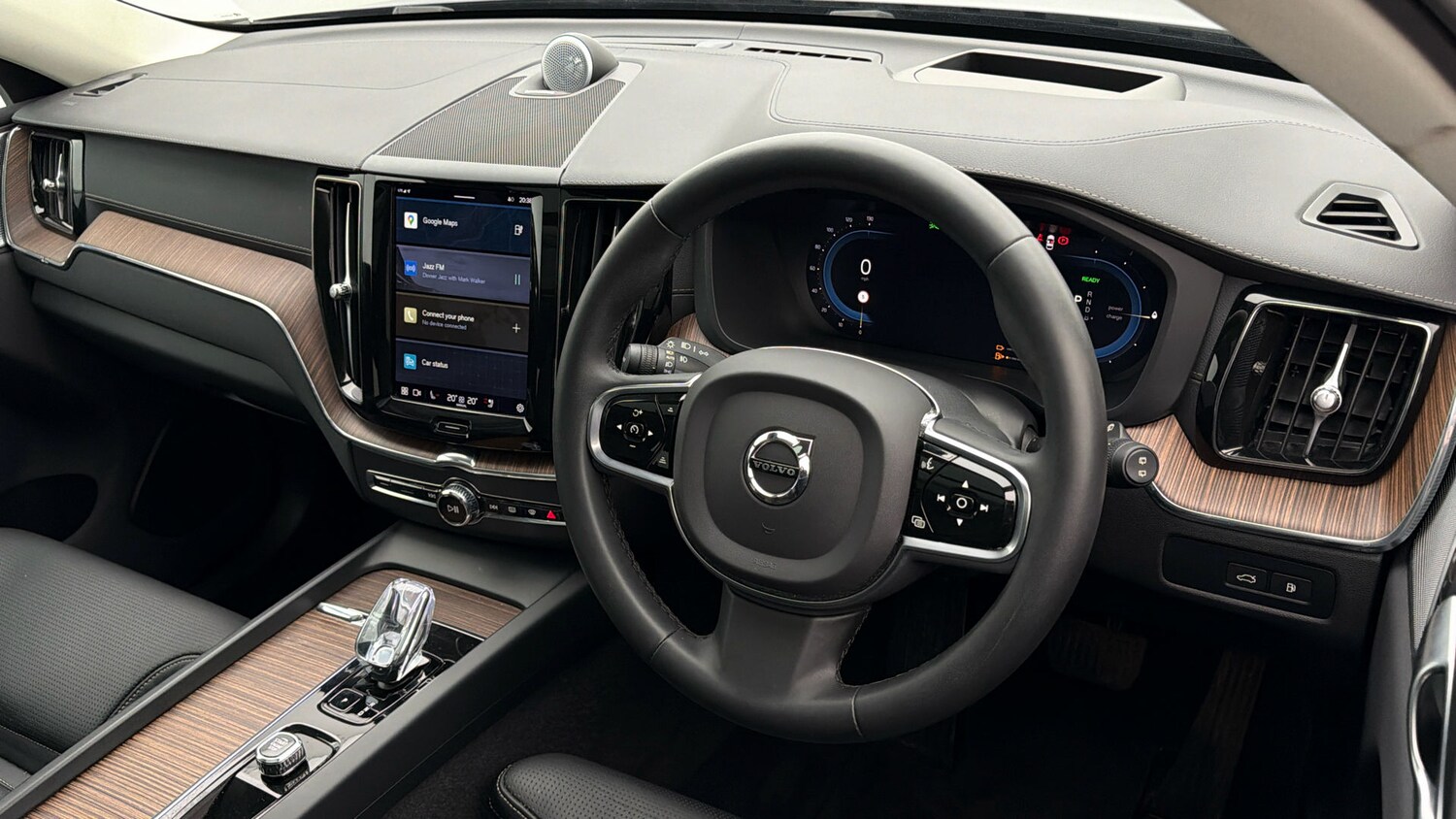 Used Volvo XC60 2023 for sale - 77962091: Photo 9