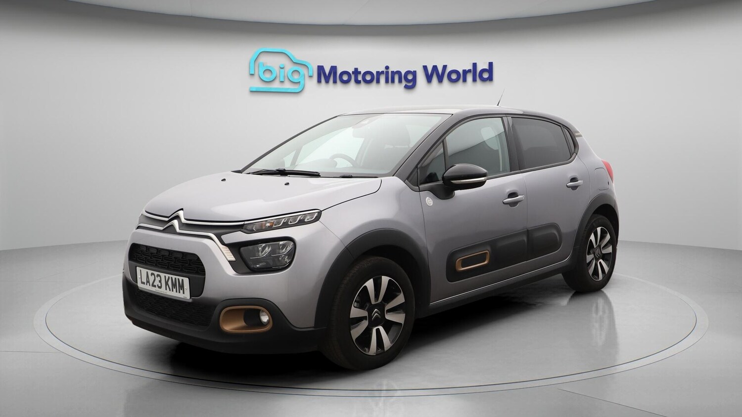 Vehicle 4