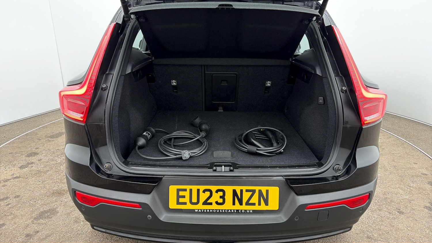 Used Volvo XC40 2023 for sale - 78083871: Photo 16