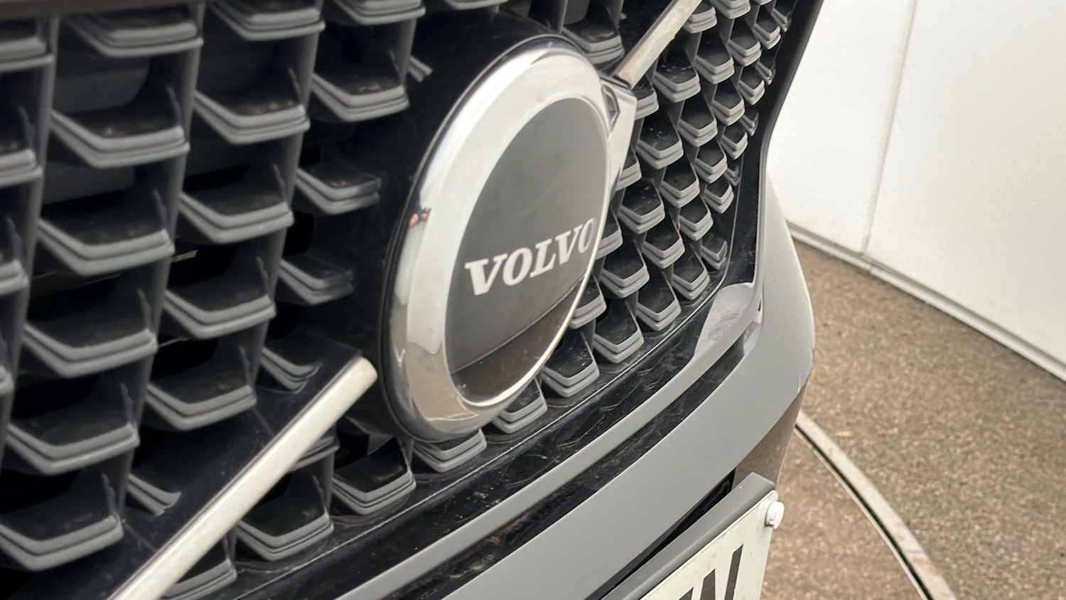 Used Volvo XC40 2023 for sale - 78083871: Photo 22