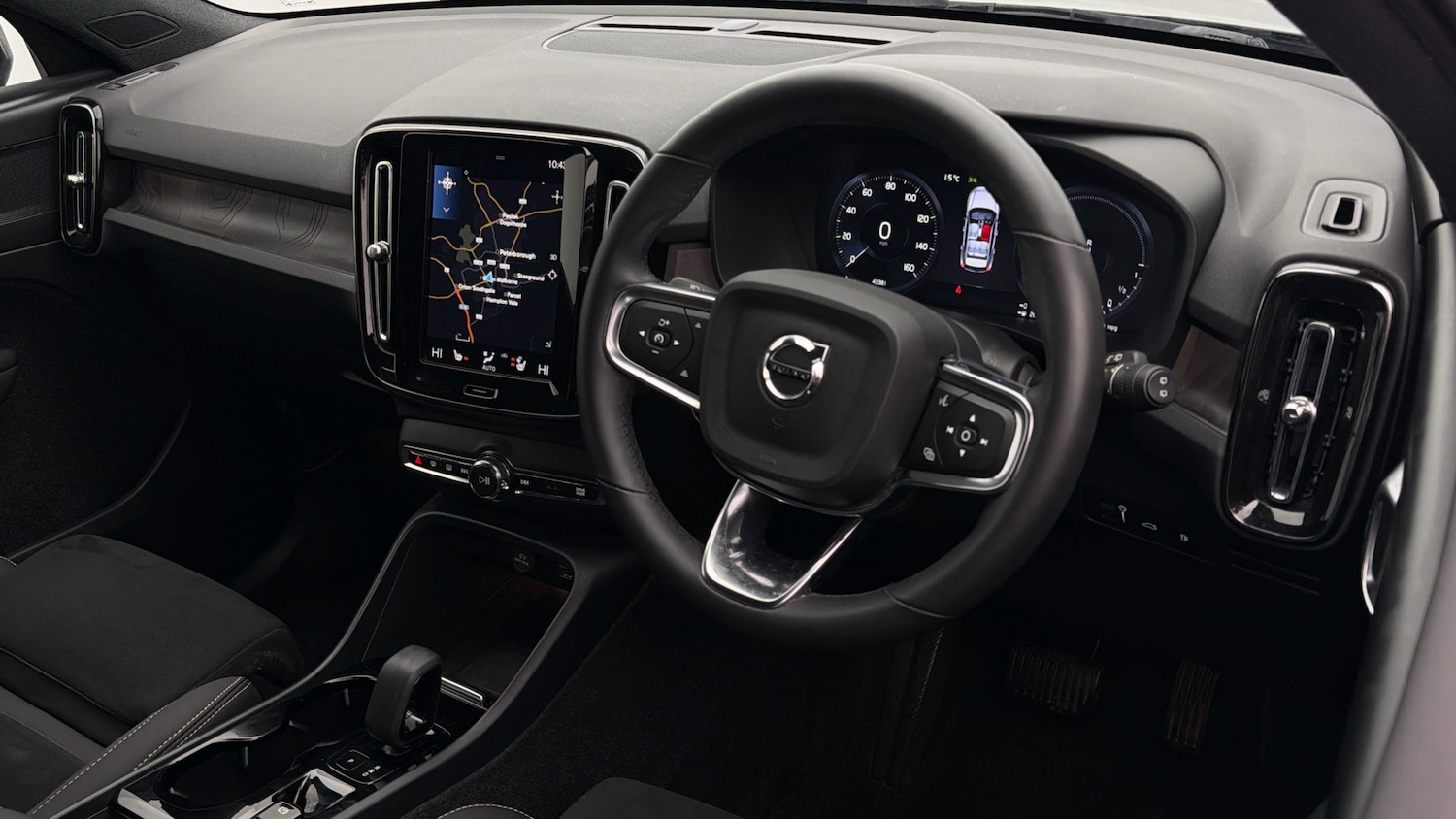 Used Volvo XC40 2023 for sale - 78083871: Photo 9