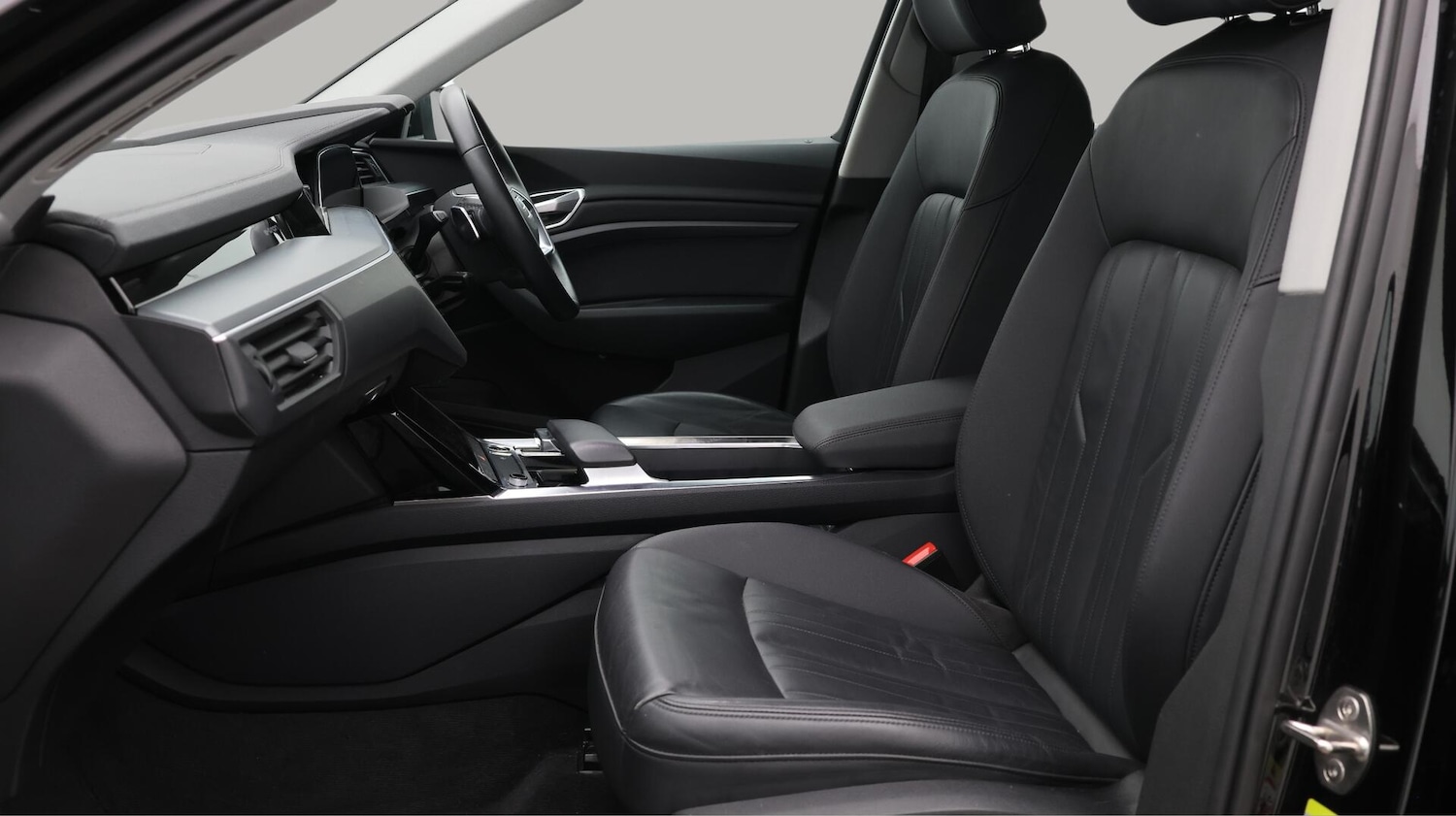 Used Audi e-tron 2021 for sale - 76522340: Photo 15