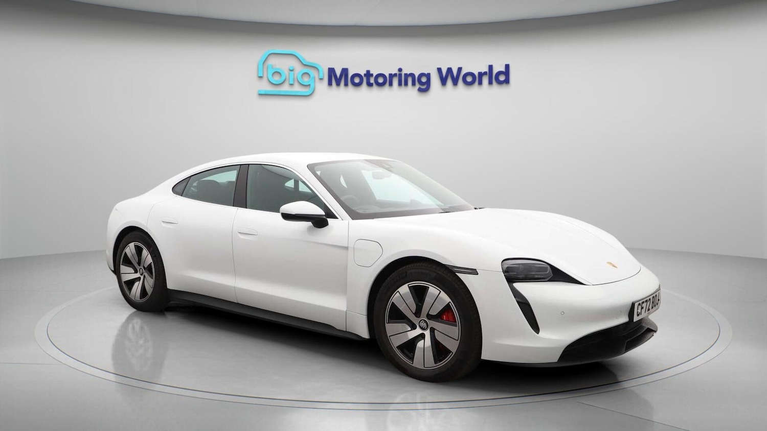 Used Porsche Taycan 2022 for sale - 76214124: Photo 2