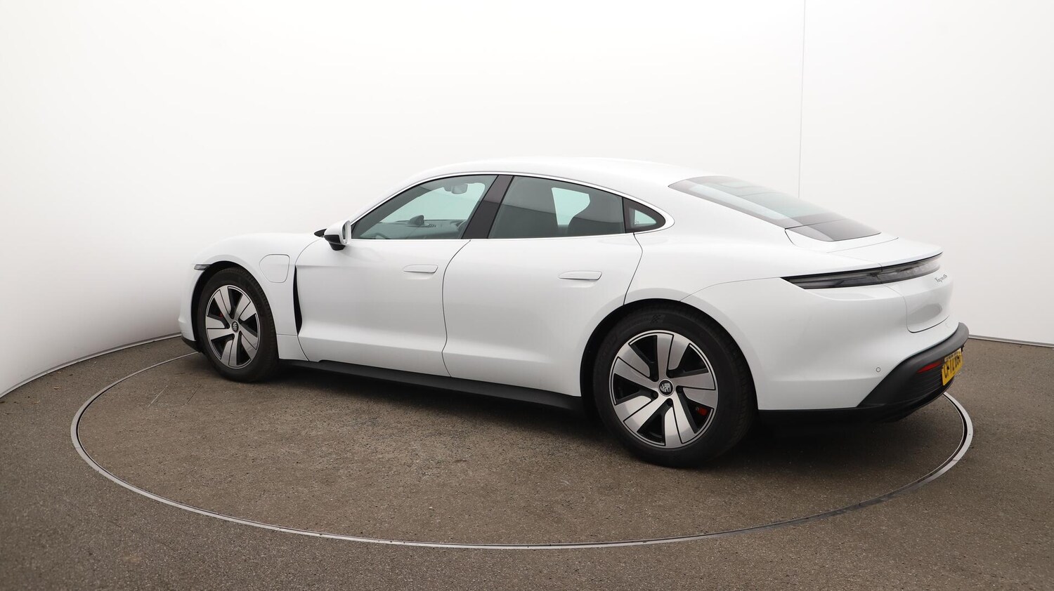 Used Porsche Taycan 2022 for sale - 76214124: Photo 38