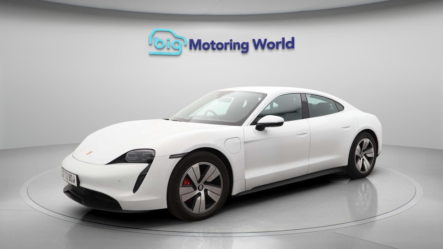 Used Porsche Taycan 2022 for sale - 76214124: Photo 4