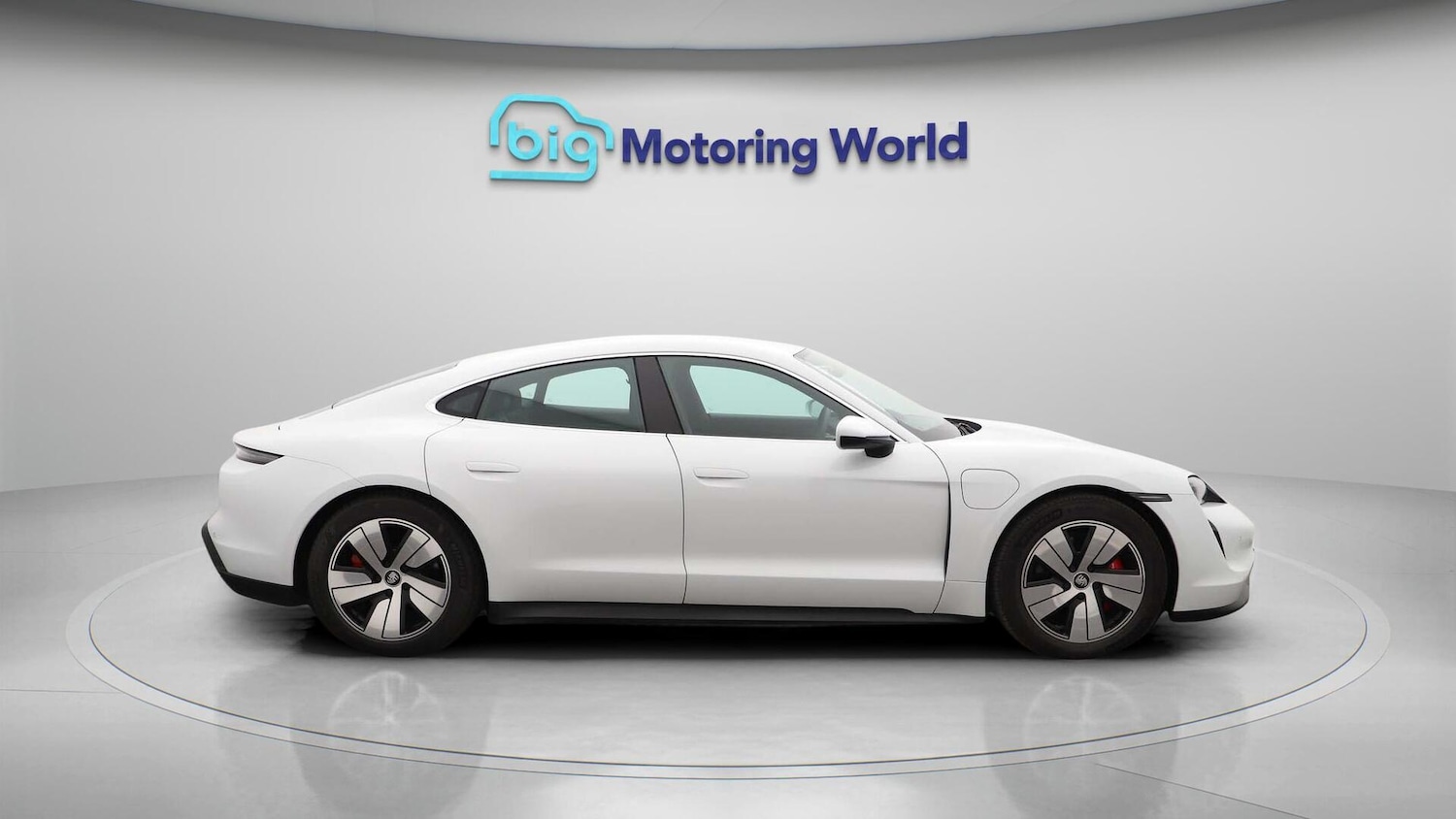 Used Porsche Taycan 2022 for sale - 76214124: Photo 9