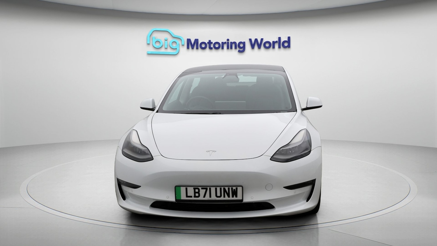Used Tesla Model 3 for sale - 77181769: Photo 2
