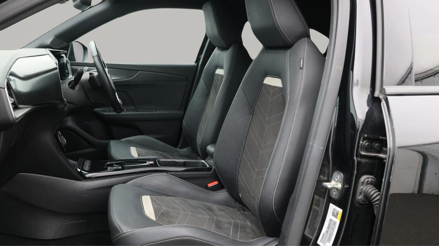 Used Vauxhall Mokka 2024 for sale - 76388719: Photo 15