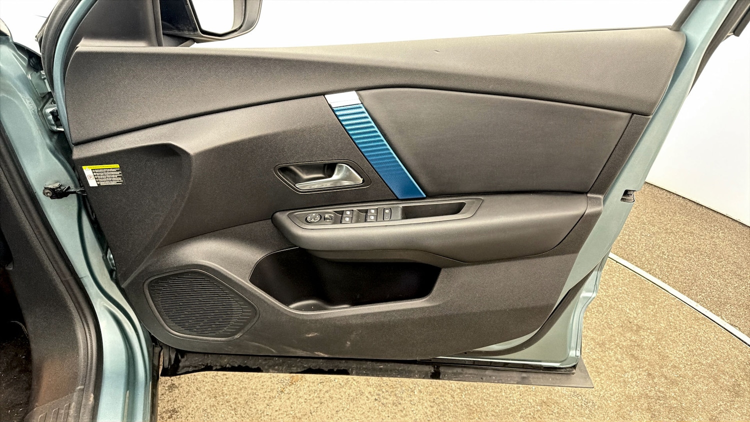 Used Citroen C4 2023 for sale - 77735994: Photo 14