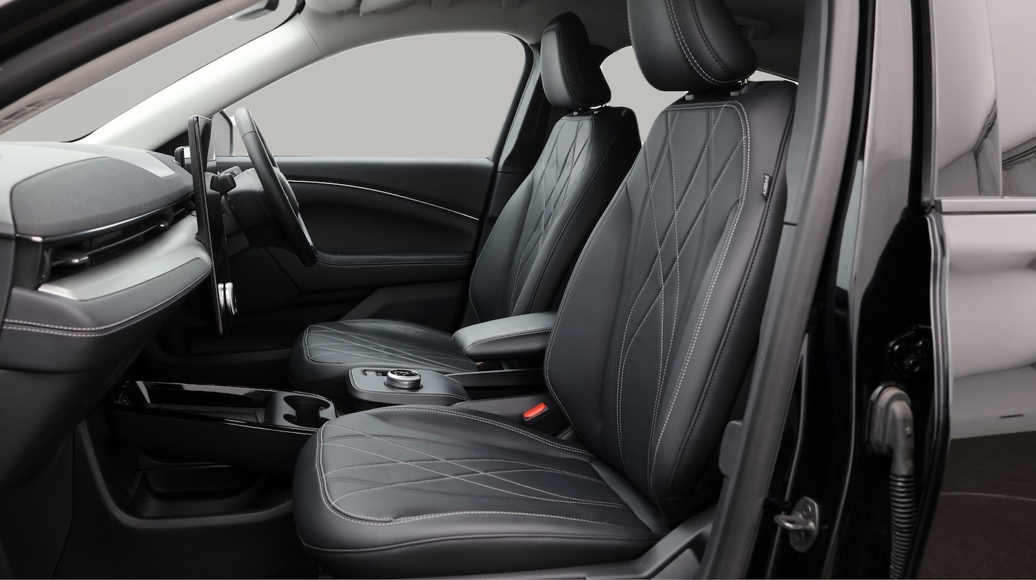 Used Ford Mustang Mach-E 2024 for sale - 77750169: Photo 14