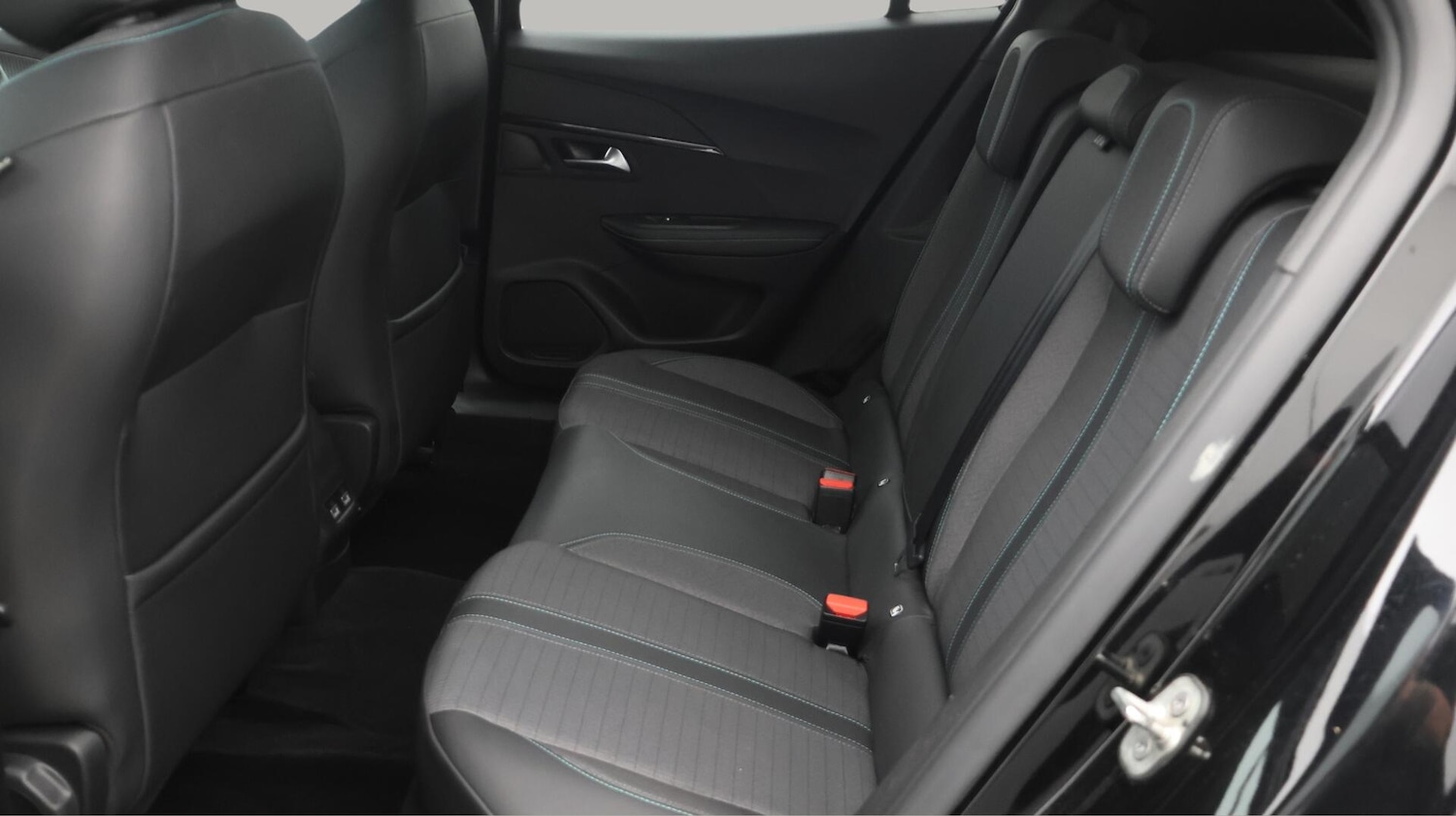 Used Peugeot 2008 2021 for sale - 76657075: Photo 17