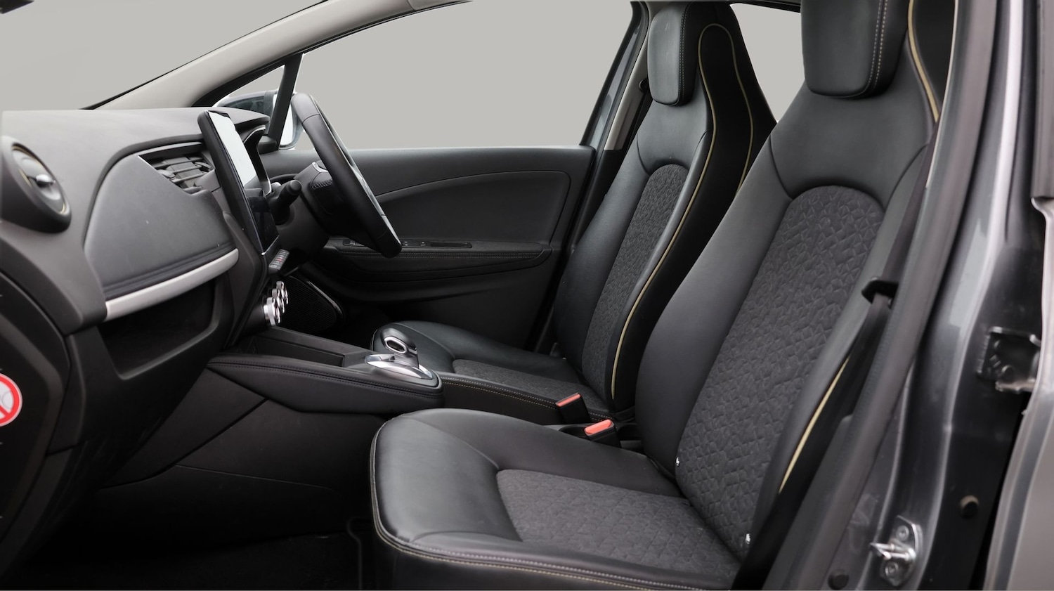 Used Renault Zoe 2023 for sale - 77775335: Photo 14