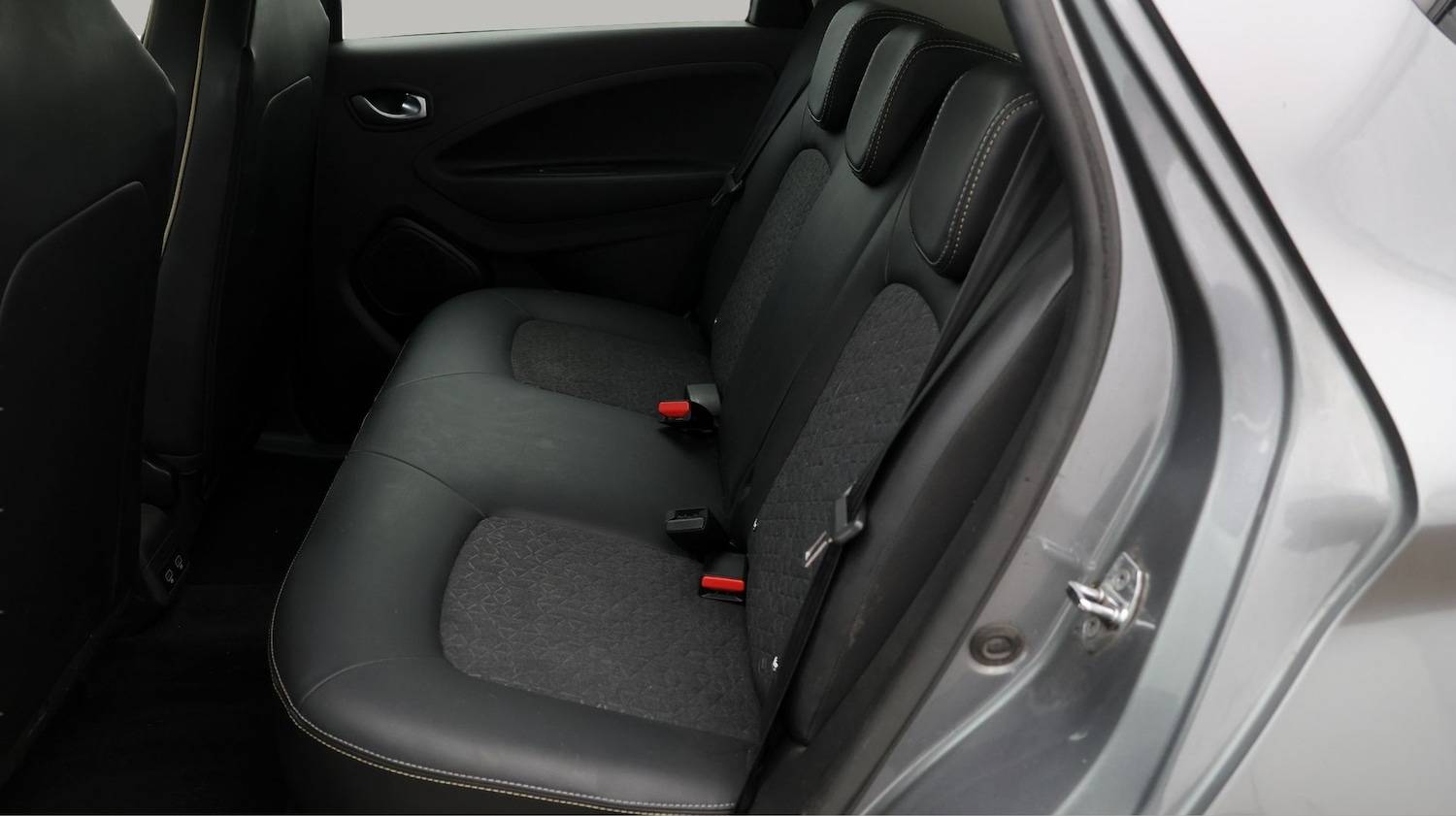 Used Renault Zoe 2023 for sale - 77775335: Photo 16