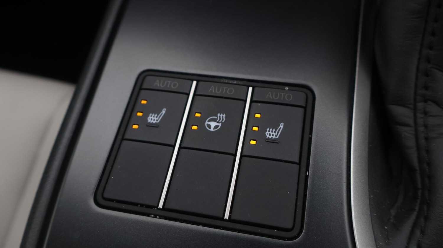 Used Lexus UX 2023 for sale - 76432492: Photo 28