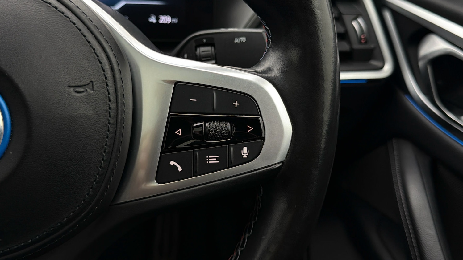 Used BMW i4 2022 for sale - 78210132: Photo 24