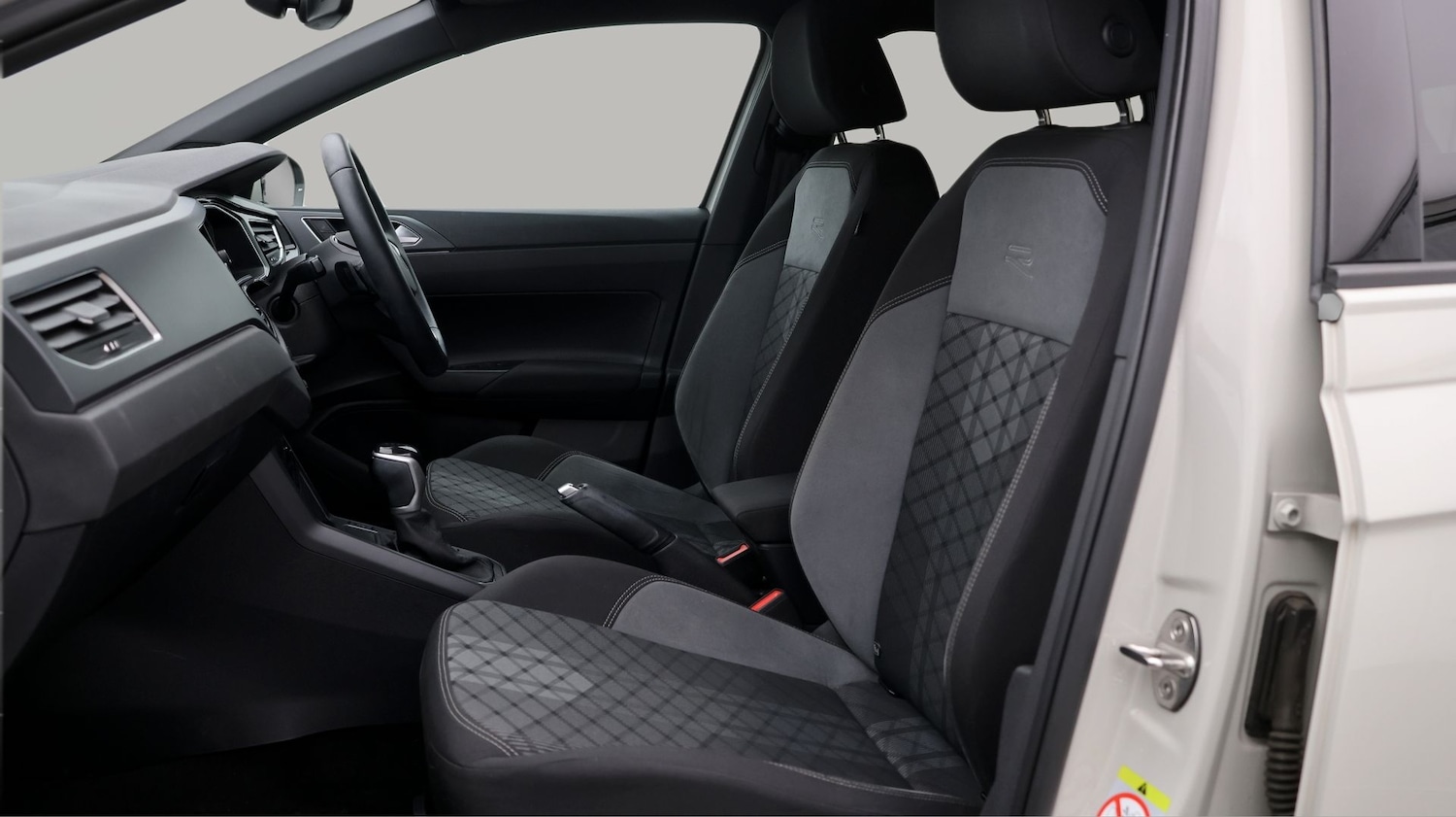 Used Volkswagen Polo 2022 for sale - 77610486: Photo 14