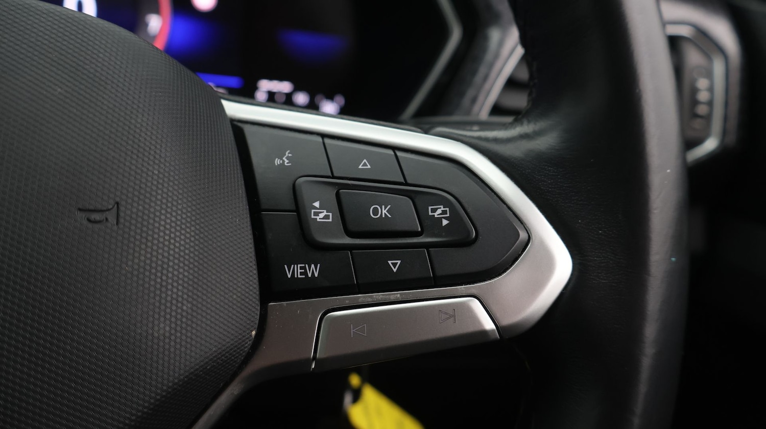 Used Volkswagen T-Cross 2023 for sale - 77452848: Photo 25