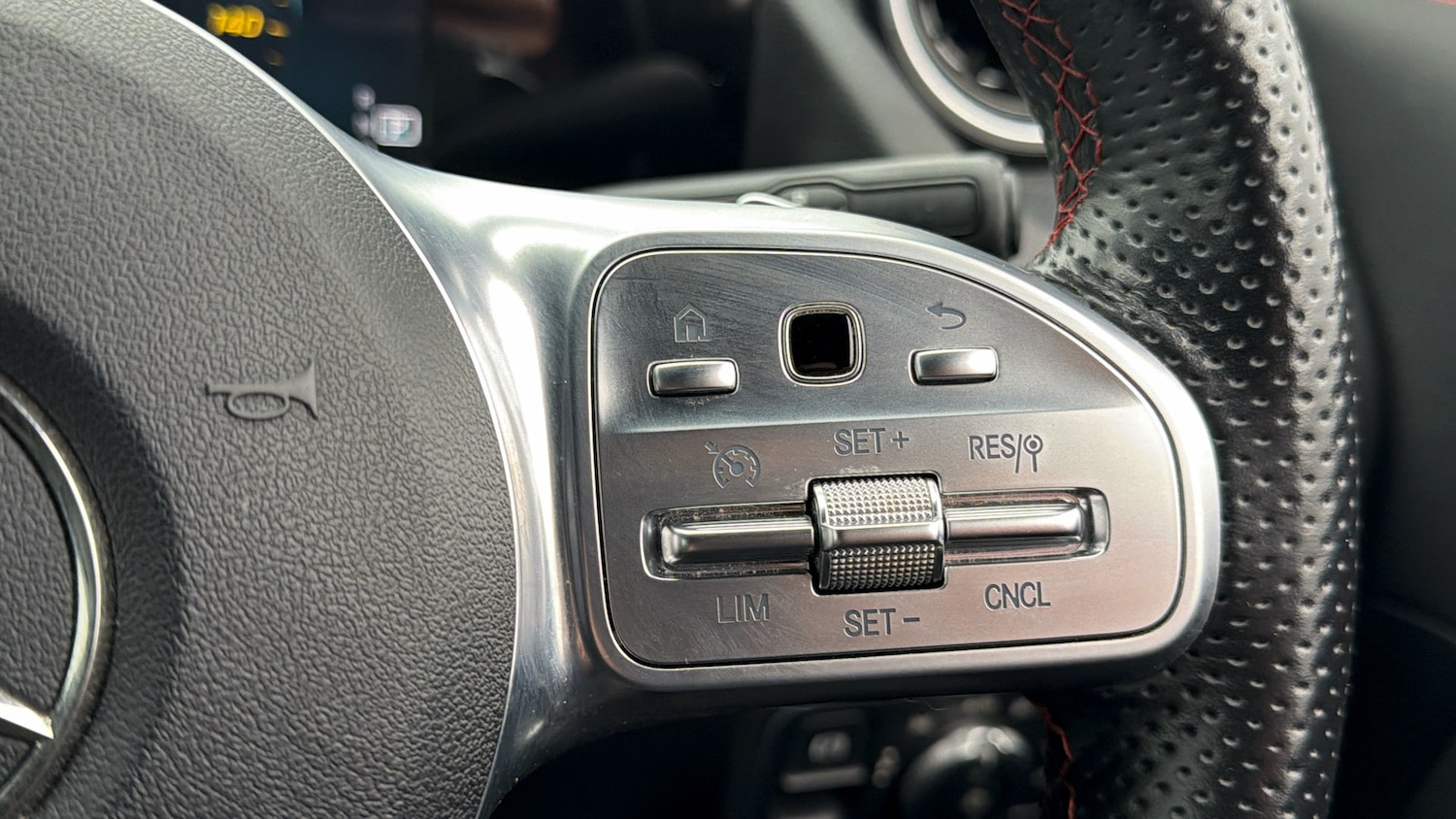 Used Mercedes-Benz GLA 2021 for sale - 78149270: Photo 23