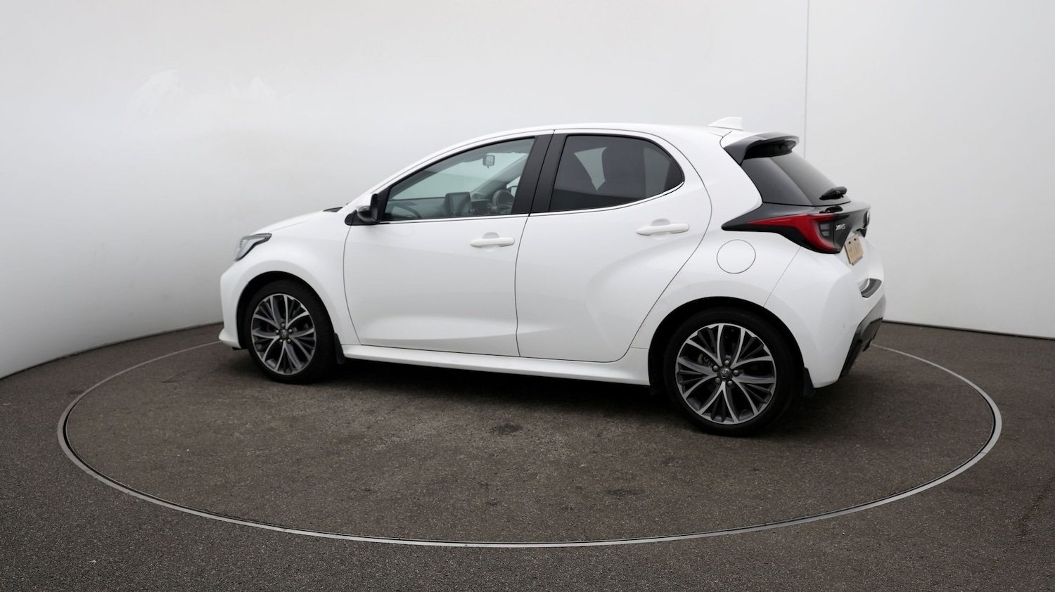 Used Toyota Yaris 2022 for sale - 76808770: Photo 40