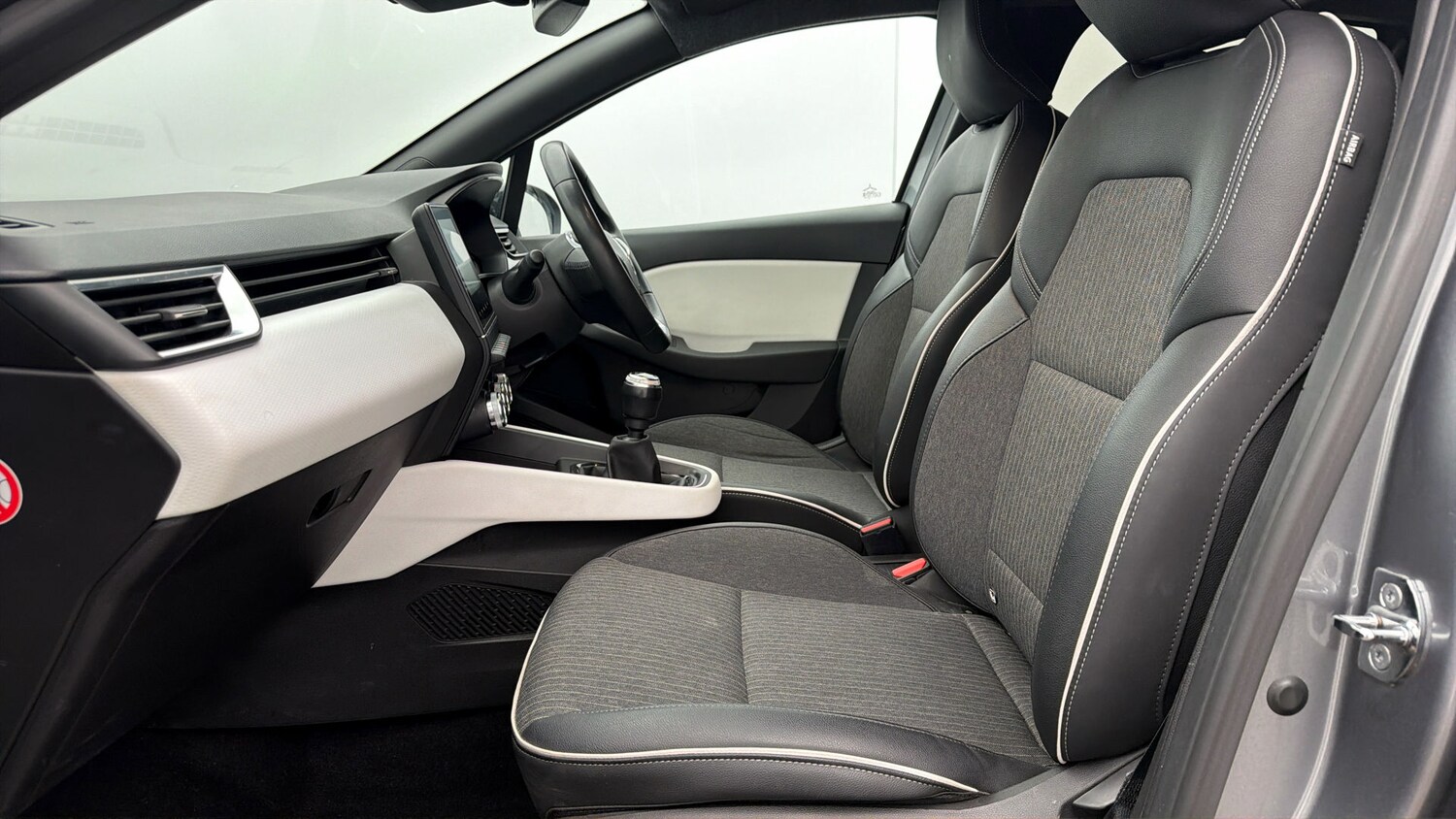 Used Renault Clio 2023 for sale - 78039073: Photo 13