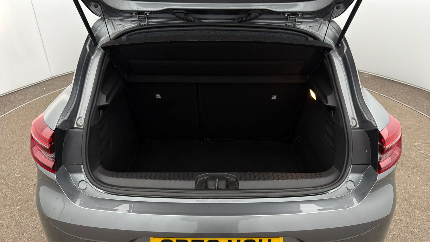 Used Renault Clio 2023 for sale - 78039073: Photo 16