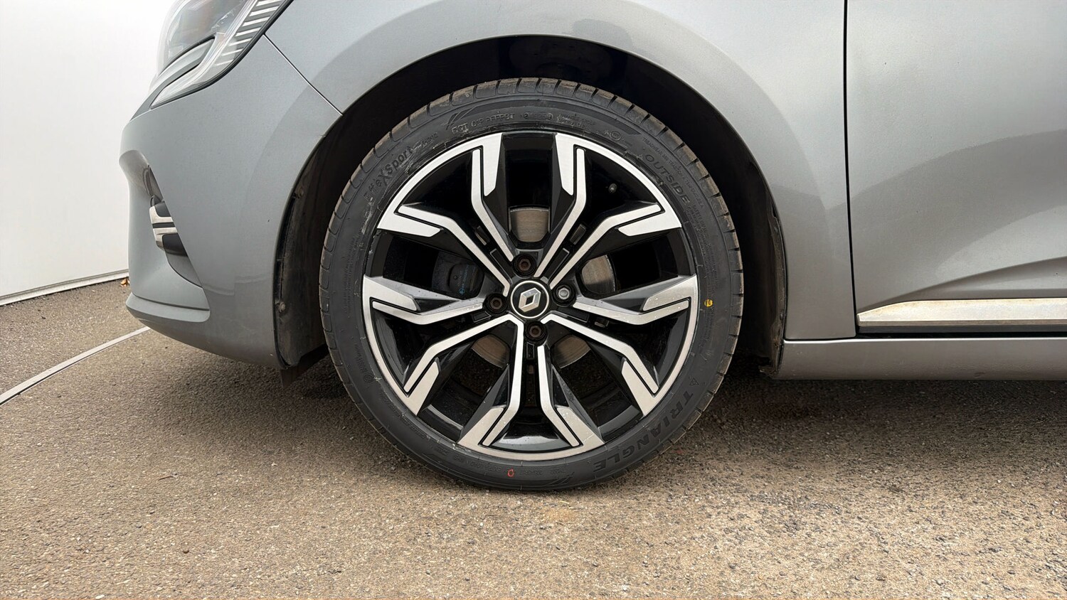 Used Renault Clio 2023 for sale - 78039073: Photo 17