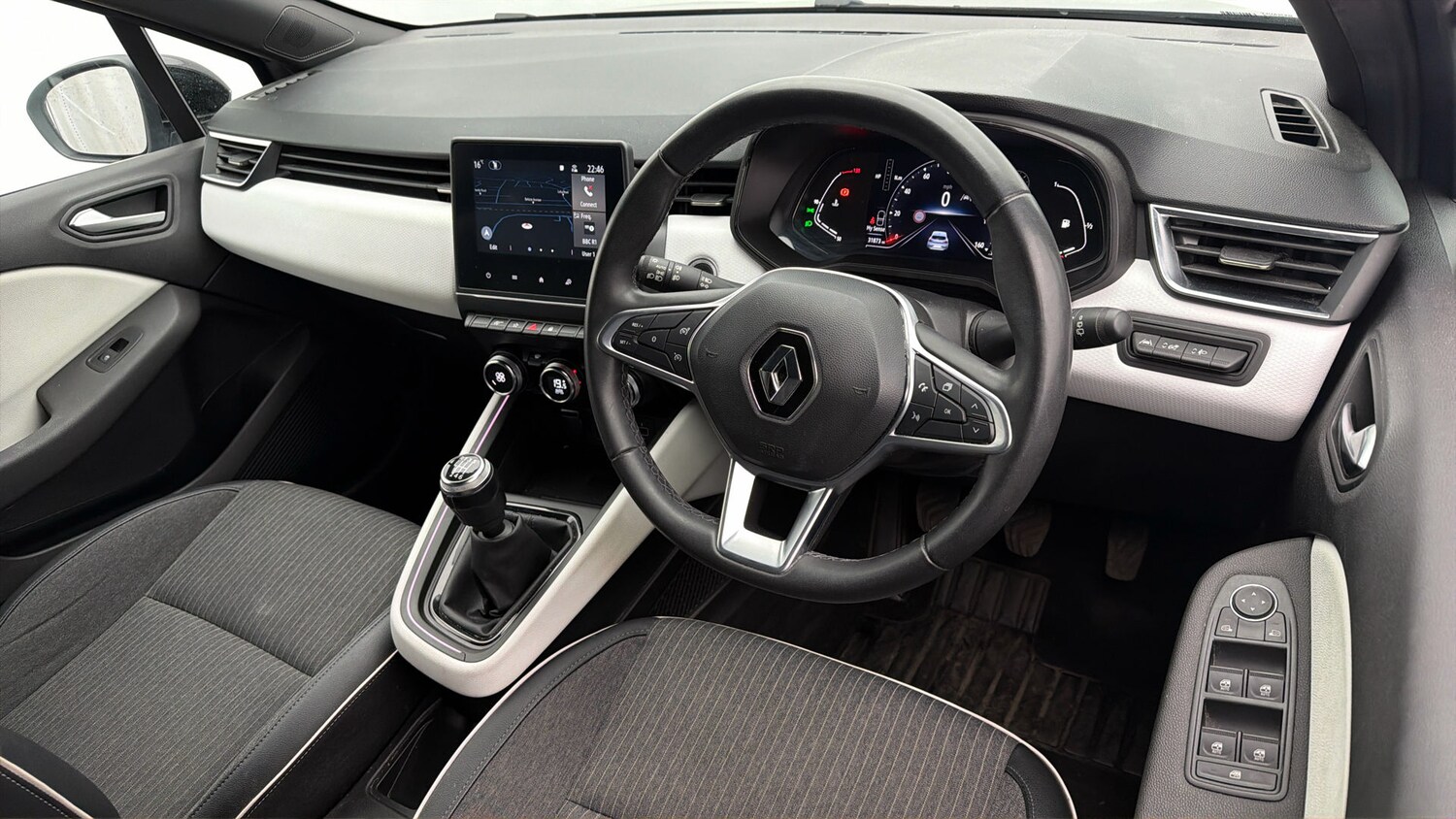 Used Renault Clio 2023 for sale - 78039073: Photo 9