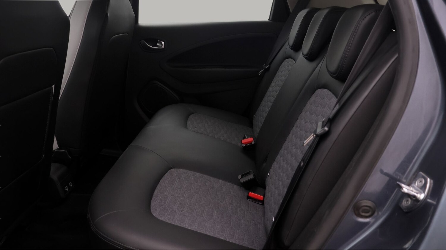 Used Renault Zoe 2022 for sale - 77701198: Photo 16