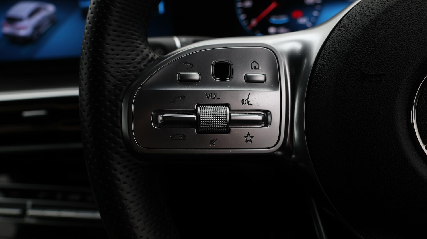 Used Mercedes-Benz EQC 2020 for sale - 76522433: Photo 25