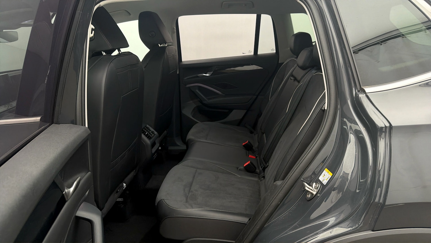 Used Volkswagen Tiguan for sale - 78106555: Photo 15