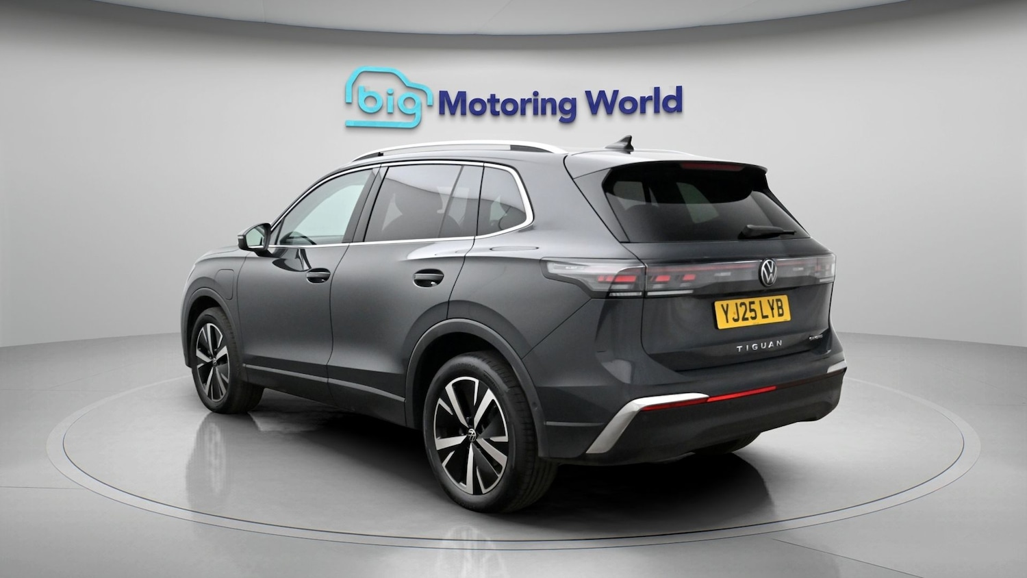 Used Volkswagen Tiguan for sale - 78106555: Photo 5