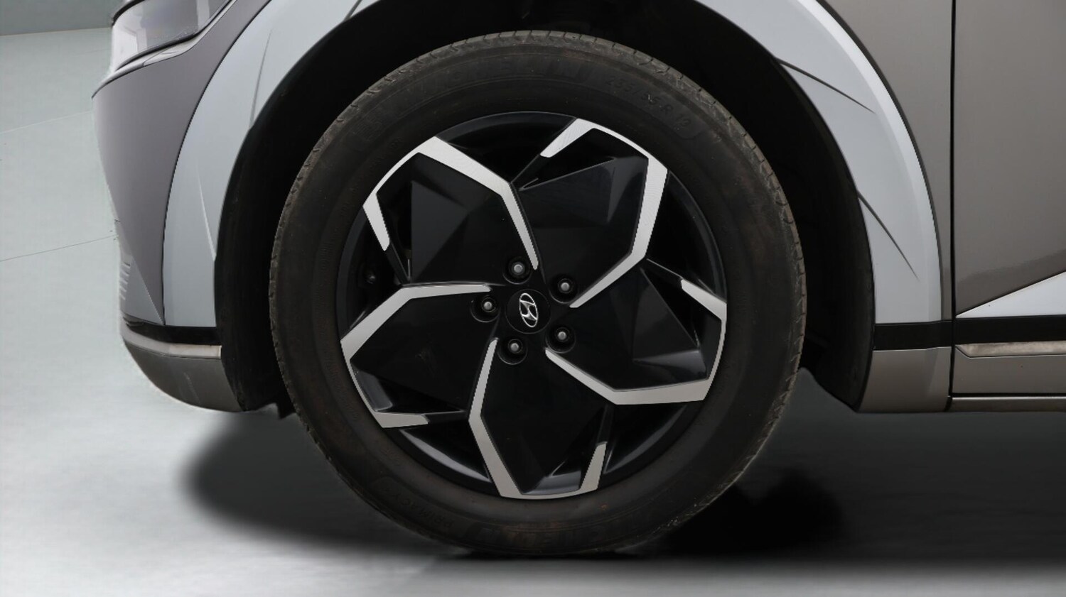 Used Hyundai IONIQ 5 2023 for sale - 76689070: Photo 19