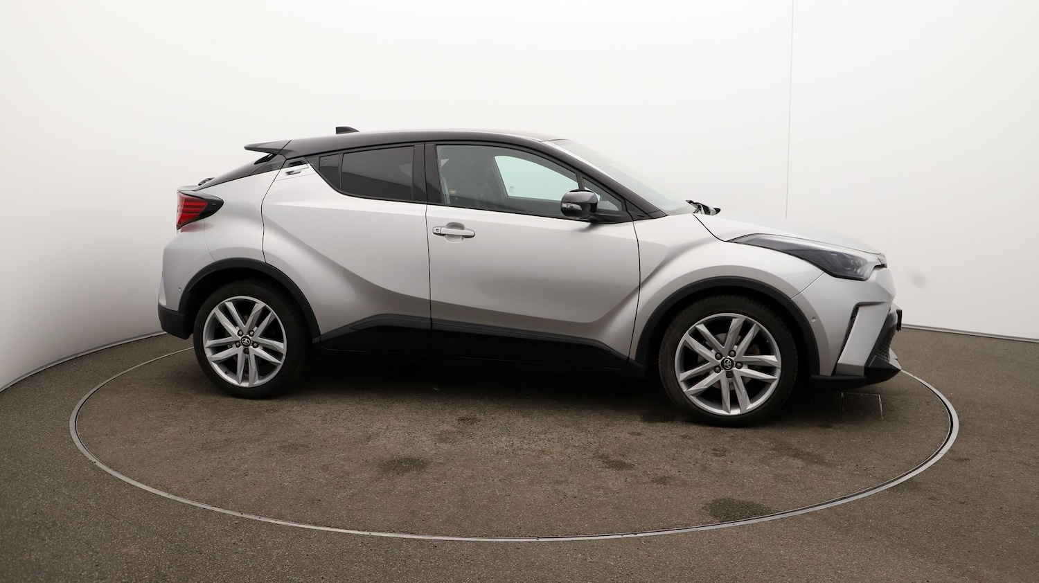 Used Toyota C-HR 2022 for sale - 76808913: Photo 40