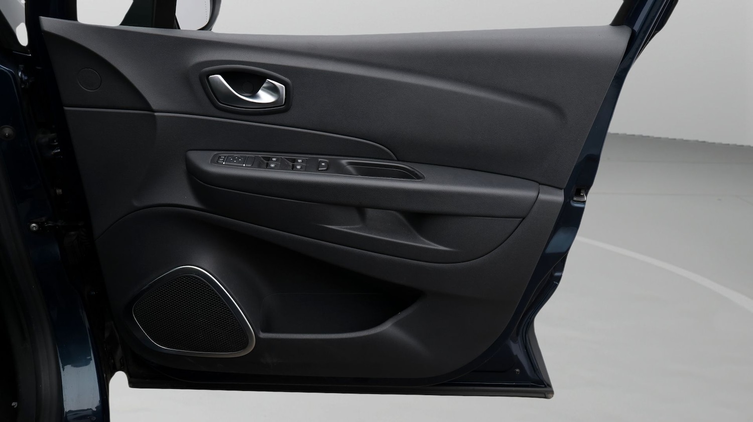 Used Renault Captur 2019 for sale - 77233656: Photo 15