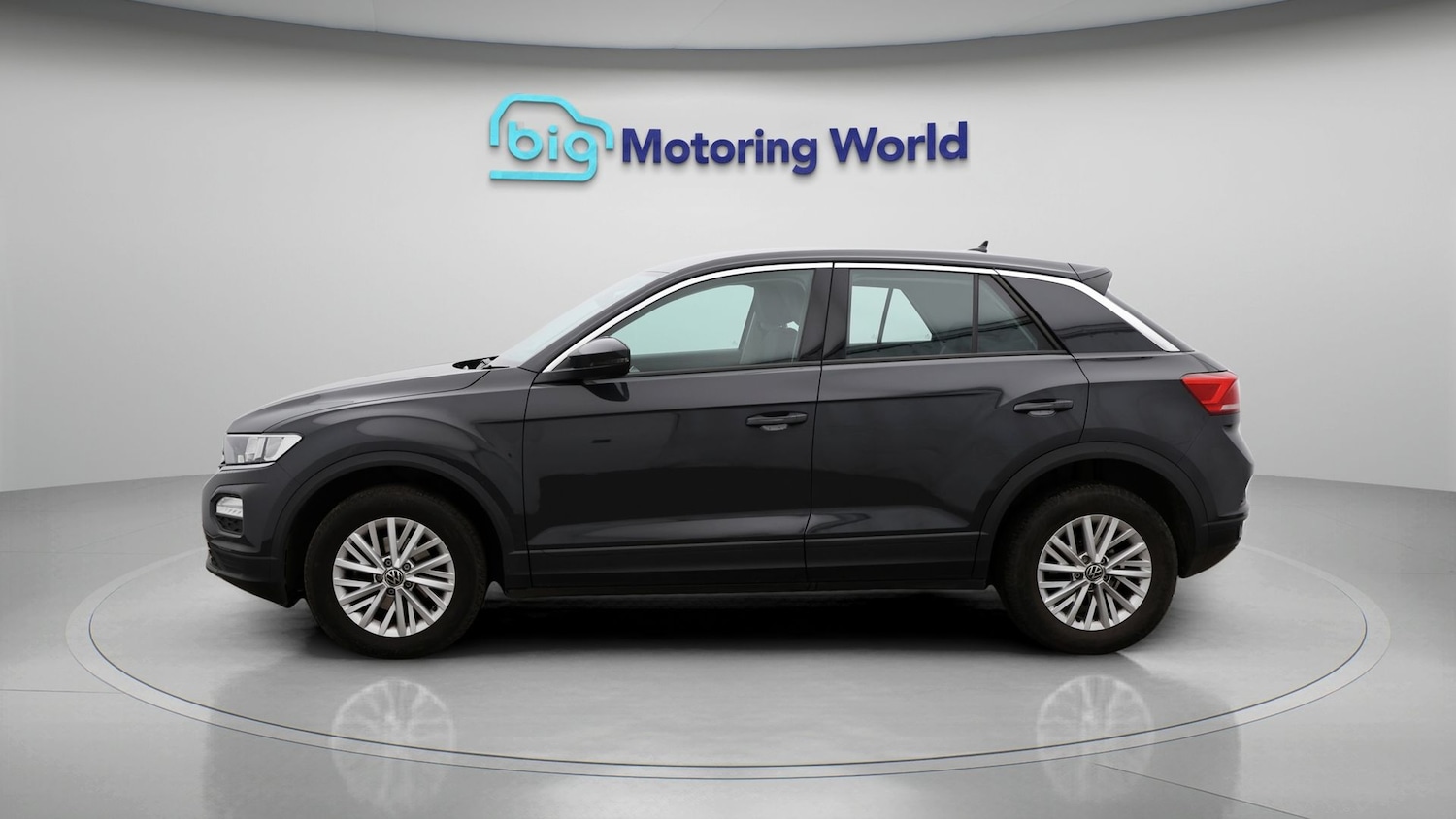 Used Volkswagen T-Roc 2021 for sale - 77271454: Photo 4